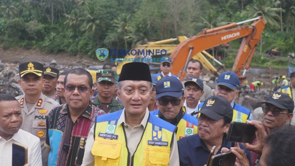 Menteri PU dan Gubernur NTT Tinjau Lokasi Banjir Bandang Mauponggo, Pastikan Percepatan Rehabilitasi Infrastruktur (1)